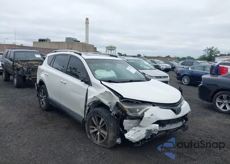 2017 Toyota Rav4 Xle z USA, uszkodzony, nr VIN JTMWFREV2HJ148223